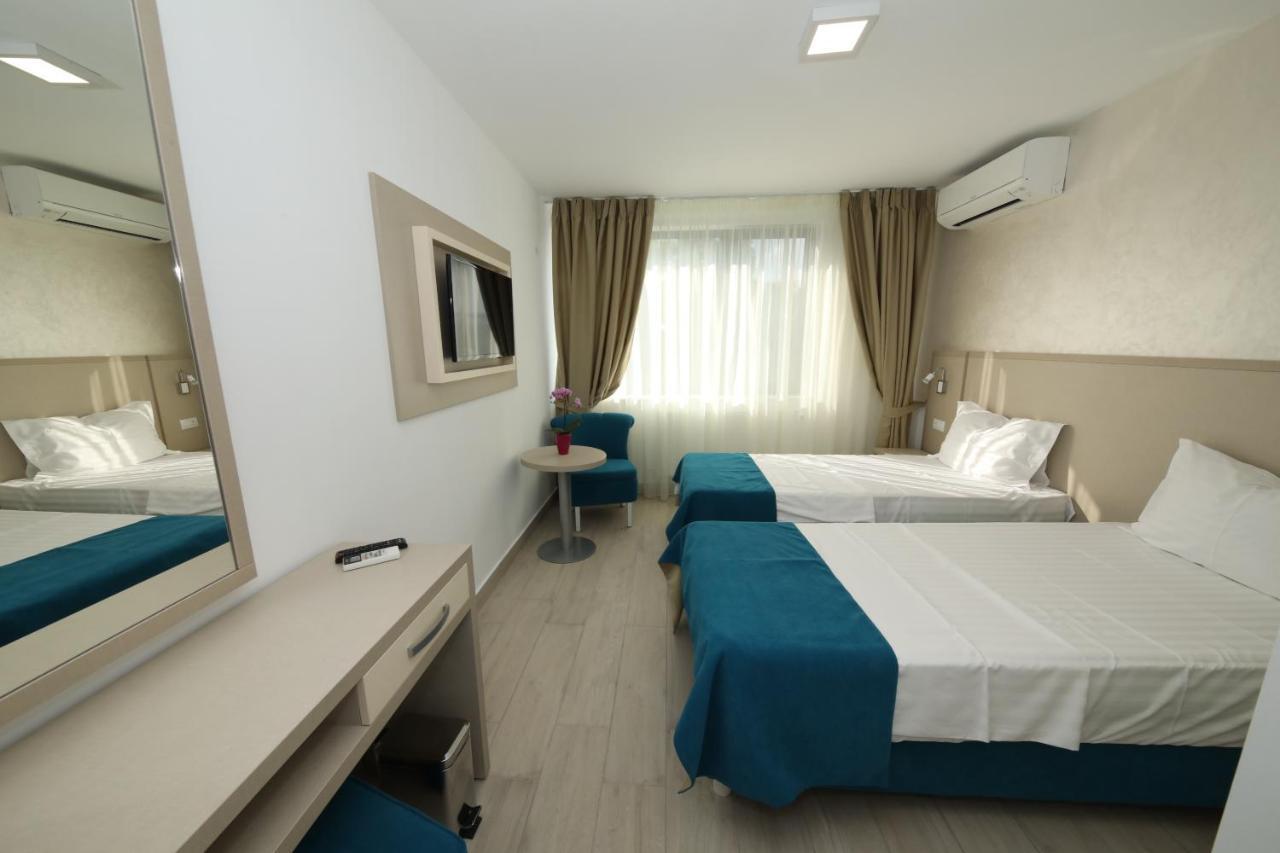 Hotel Delfin Mamaia Eksteriør billede