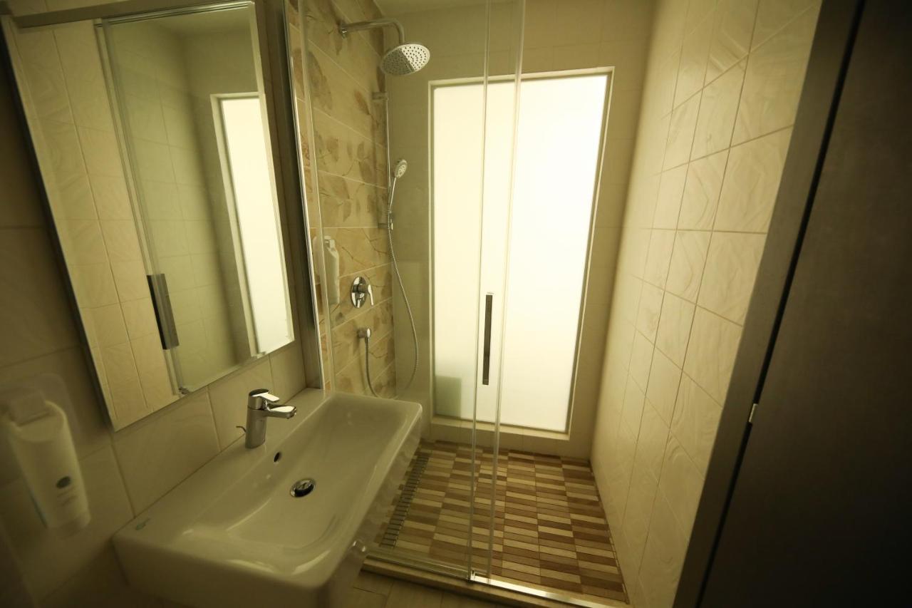 Hotel Delfin Mamaia Eksteriør billede