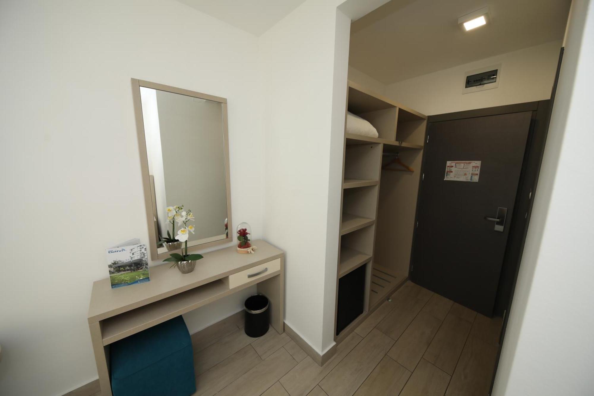 Hotel Delfin Mamaia Eksteriør billede